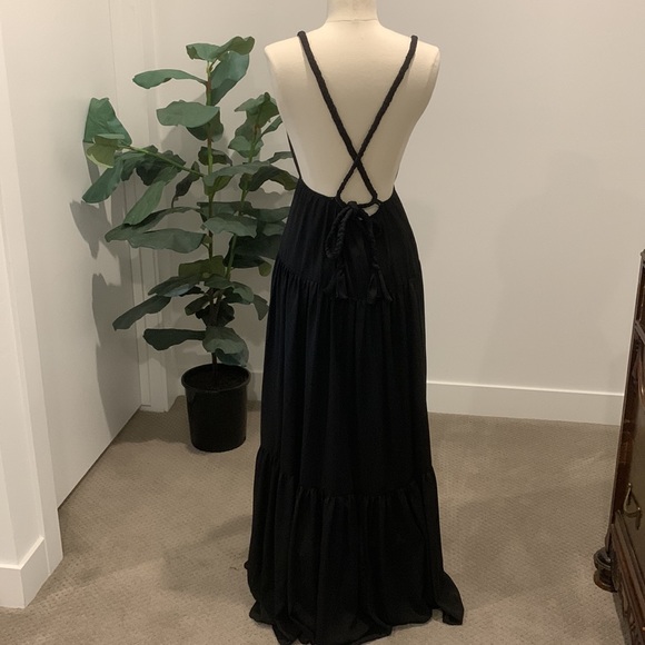 Black Lulus maxi dress with open back. - Picture 2 of 4